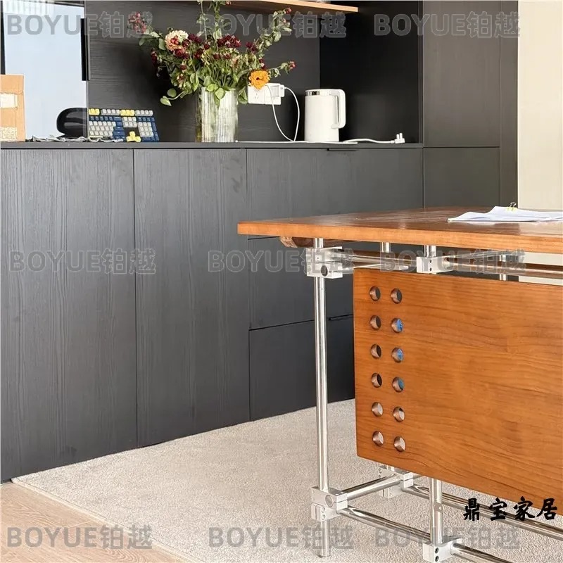 Bauhaus massief houten bureau  - Retro Gaming Desk Setup recensie en prijs